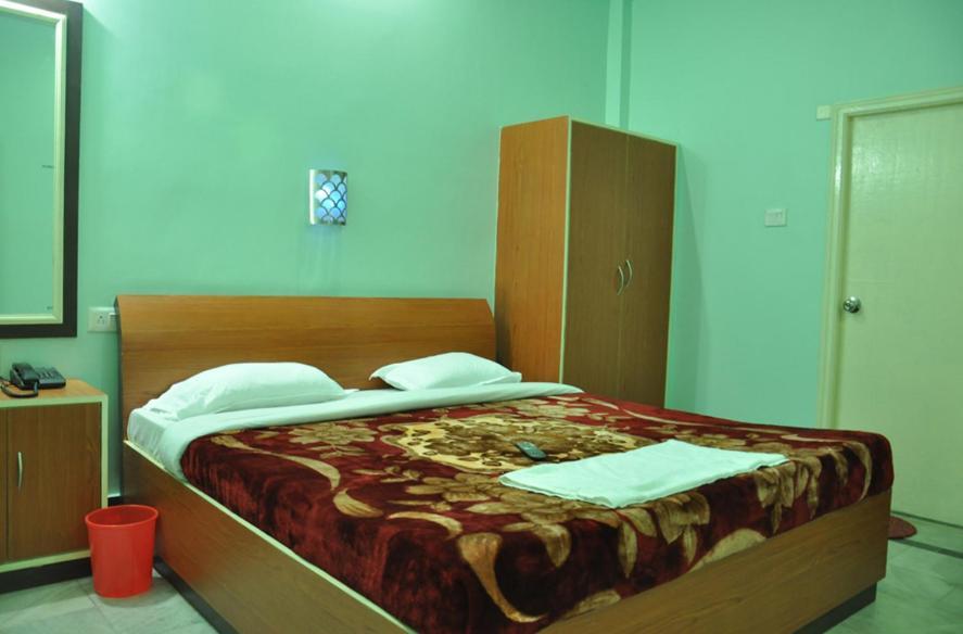 Hotel Kiran Palace Varanasi Camera foto