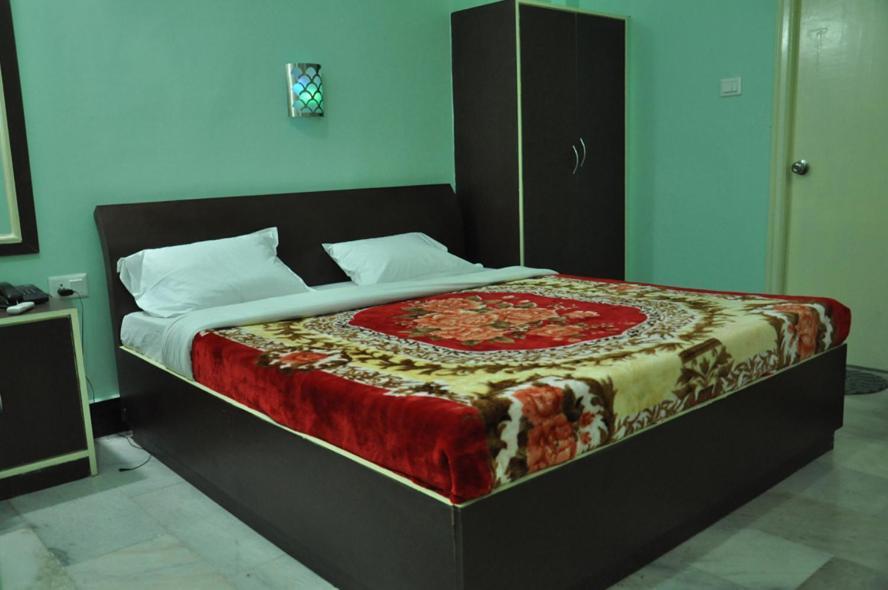 Hotel Kiran Palace Varanasi Camera foto